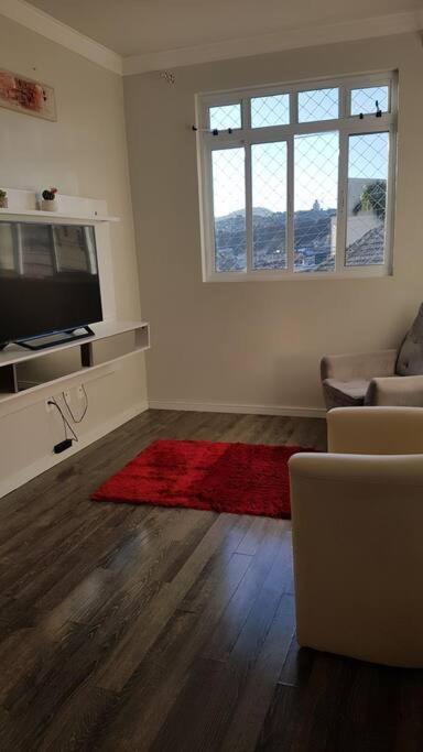 Com 3 Quartos! 7 Camas No Centro Lages